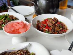 -洈水谣 · 地道荆州松滋菜(菱角湖公园店)