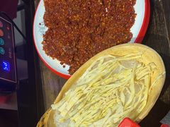 -醉董牛川派鲜肉自选火锅(烟台店)