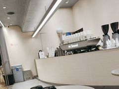 -M Stand(南京新街口金鹰店)