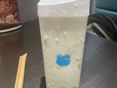 整颗牛油果酸奶-兰熊鲜奶(西直门凯德mall店)