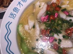 金汤鲜花椒活鱼-花椒俏川菜小馆(南海万达店)