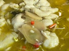 -有红鸡毛店·川菜(建设路店)