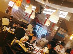 -老房老舍重庆火锅(假日城市店)