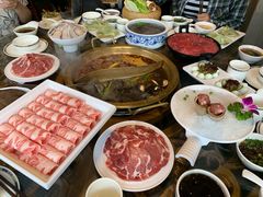 -小天鹅火锅·一线江景洪鼎旗舰店(洪崖洞店)