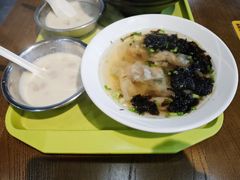 燕皮馄饨-寻味闽台风味美食馆·王记手打面