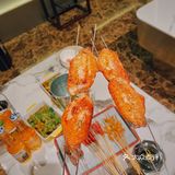 天啦噜‼️广州首家赛博朋克风烧烤店，还有KTV，赶紧宵夜走起~