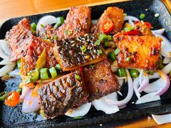 -莲餐厅·湖北菜·潜江小龙虾店(愚园路店)