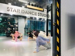 -STAR舞蹈工作室