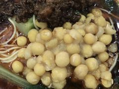 -八一路好吃街(雨田商务大厦店)