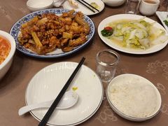 -金牌餐厅·天津菜·八珍豆腐·老爆三(瓷房子店)