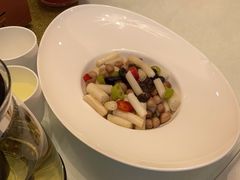 -香山湖家家宴(中山陵店)