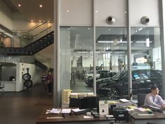 -奔驰上海利星(七宝店)