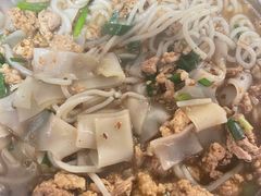 -正宗杨记普洱酸醋米线(总店)