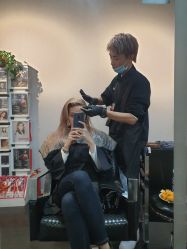 -发朵Hair 烫染沙龙