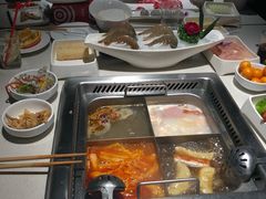 -海底捞火锅鲜切牛肉主题店(长寿路店)