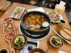 -贵厨酸汤牛肉(花果园国际中心店)
