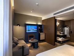 -舍居智能酒店(深圳宝安翻身地铁站店)