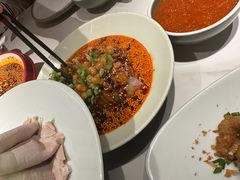 -龍歌自助小火锅(市南金茂湾店)