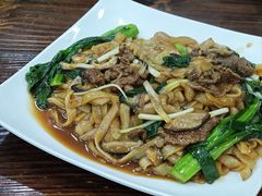 湿炒牛河-南记食粥坊·宵夜大排档(卫国路店)