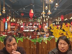 -老滇山寨•云南特色菜•地方菜•民族风情歌舞表演(金碧店)