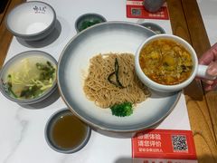 -馋三尺蟹粉小笼(人民广场店)