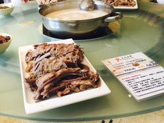 英子狗肉馆-英子补身汤(海兰路店)