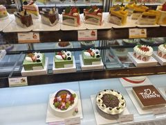 -罗森尼娜(德思勤店)
