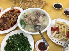 -荣生萝卜汤饭店