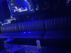 -魅KTV·AI辅唱(福雷德广场店)