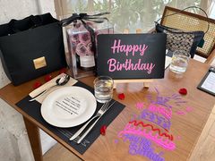 -Mark&Mars Restaurant