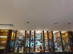 -广州中心皇冠假日酒店·汇点大堂吧