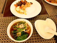 -华凌牛庄西餐厅(乌鲁木齐华凌美爵大饭店)