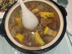 -江城小馆陕南妈妈菜·全球旅行餐厅(钟楼店)