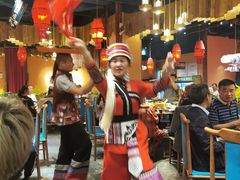 -老滇山寨•云南特色菜•地方菜•民族风情歌舞表演(金碧店)