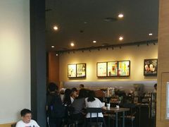 大堂-星巴克(深圳龙华人民北店)