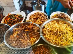 -炳记牛味粉店(四坊路店)