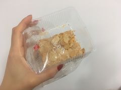 椰丝杏仁饼-奇华饼家(始创中心)