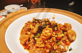 Steamed Pig Trotter with Chopped Chili
