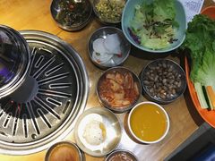 -老炉家木炭烤肉(长江国际店)