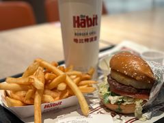-The Habit Burger Grill 哈比特汉堡(复兴soho店)
