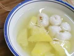 -云阿蛮云南生烫牛肉米线(奉贤路店)