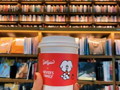 -茑屋书店(天目里店)