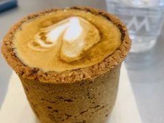 -M Stand(上海人民广场来福士店)