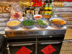 -旧街市鲜货老火锅(大光路店)