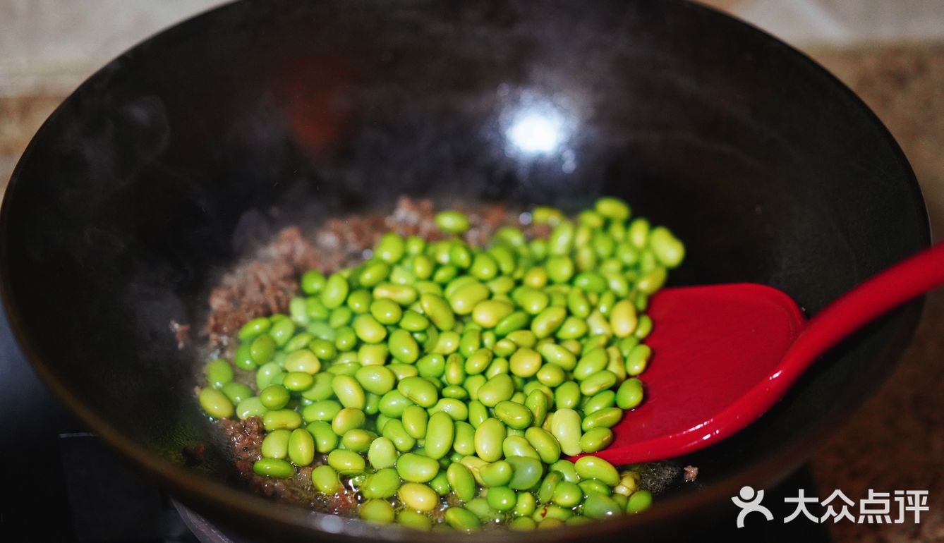 高蛋白低脂的牛肉末炒青豆