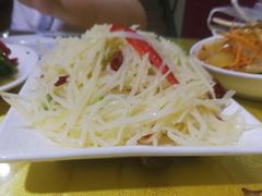 -穆豪麦蒸碗羊羔肉