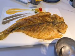 -赶海部落海鲜城(海阳路店)