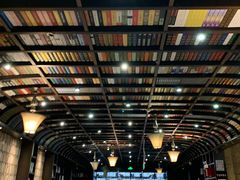 -钟书阁(松江泰晤士小镇店)