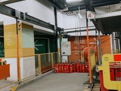 -世纪都会-停车场