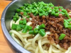素椒杂酱面-左撇子私房面